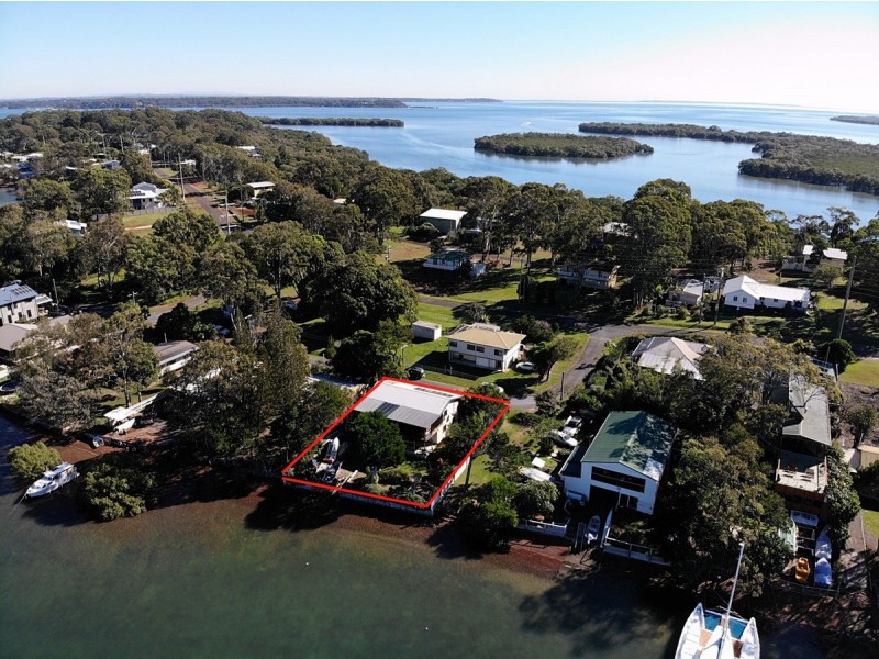 16 Browning Street, Russell Island QLD 4184
