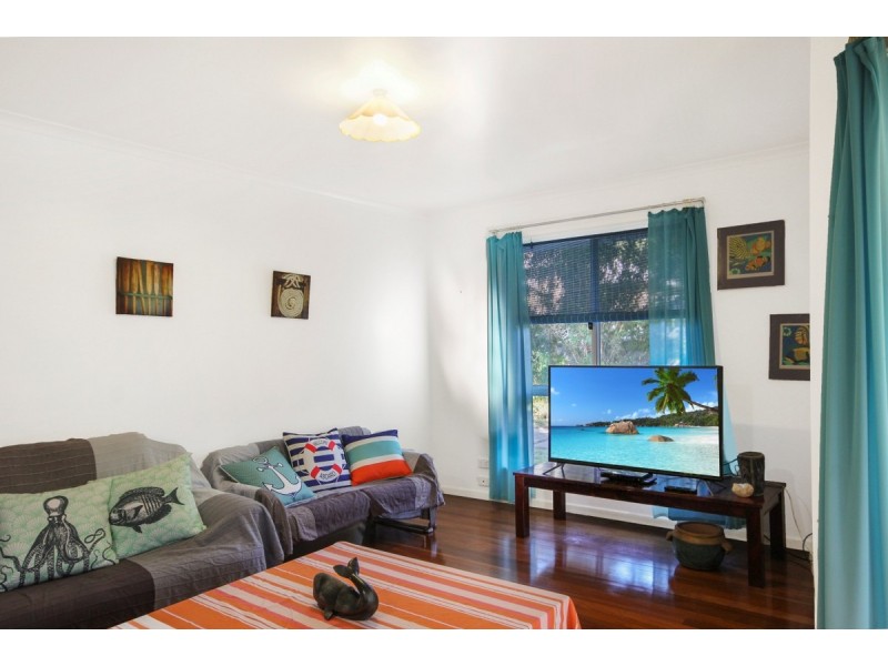 1 Ooyan Street, Coochiemudlo Island QLD 4184