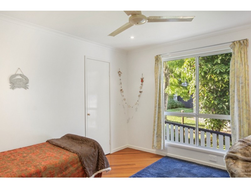 1 Ooyan Street, Coochiemudlo Island QLD 4184