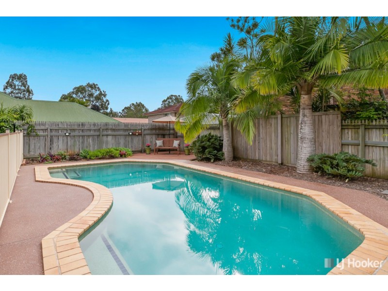 20 Cliftonville Place, Redland Bay QLD 4165