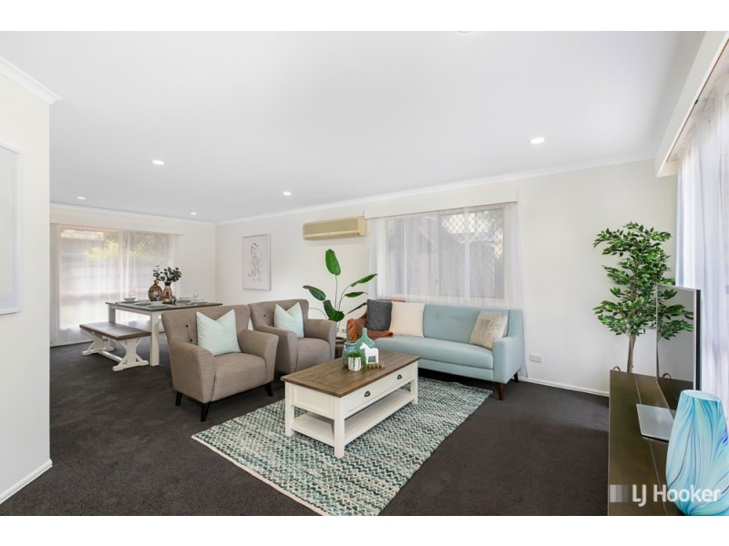 20 Cliftonville Place, Redland Bay QLD 4165