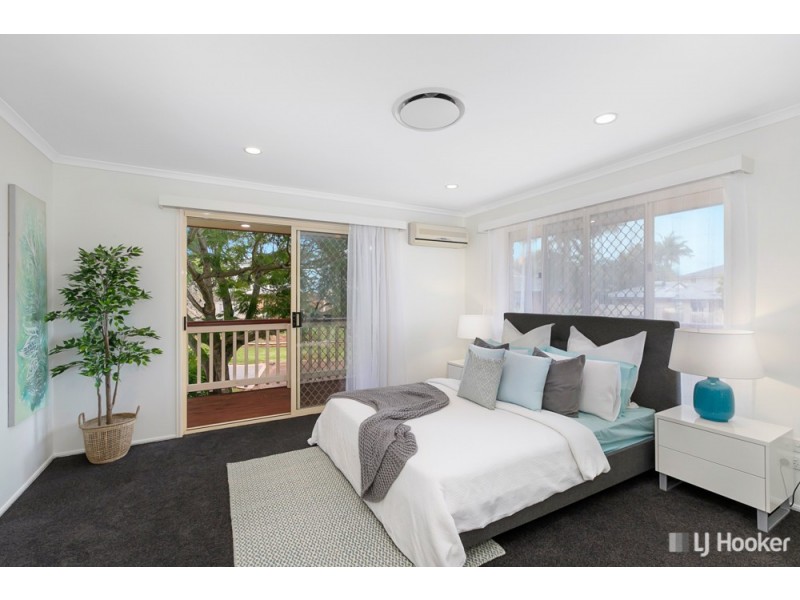 20 Cliftonville Place, Redland Bay QLD 4165