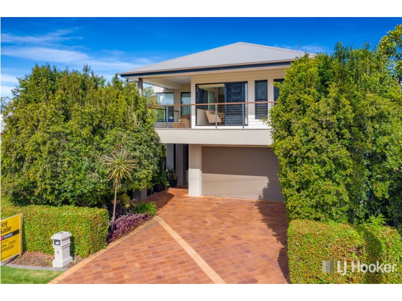 4 Oak Street, Ormiston QLD 4160