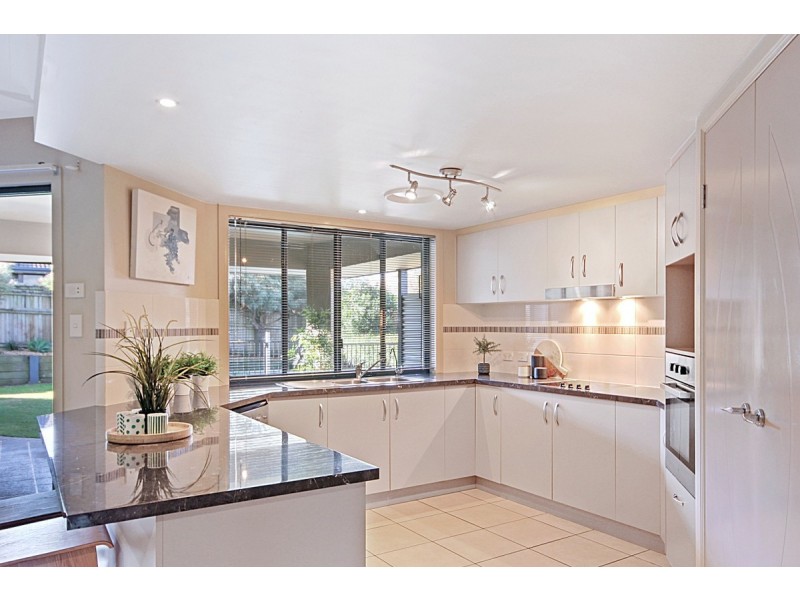 25 Cole Street, Redland Bay QLD 4165