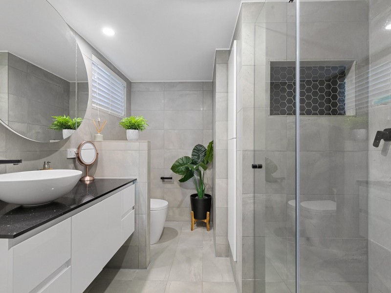 2/39 Colburn Avenue, Victoria Point QLD 4165