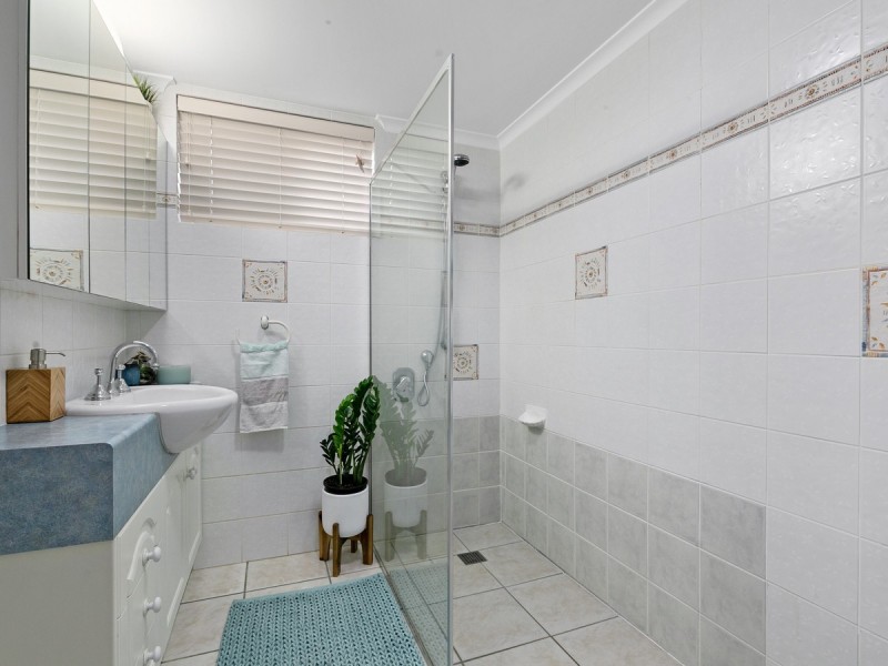 2/39 Colburn Avenue, Victoria Point QLD 4165