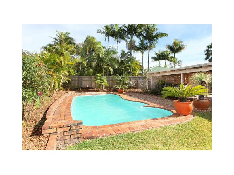 5 Curtis Court, Cleveland QLD 4163
