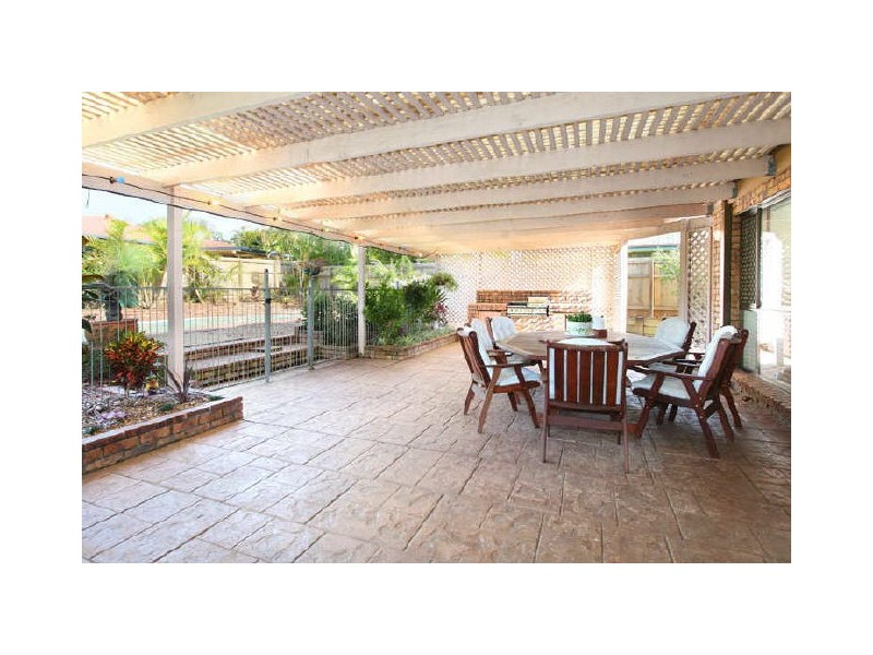 5 Curtis Court, Cleveland QLD 4163
