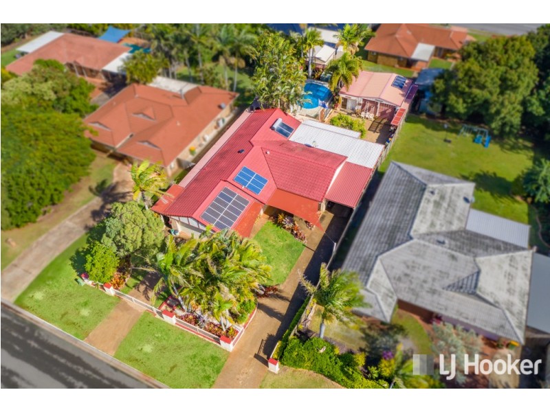 9 Westburn Court, Redland Bay QLD 4165