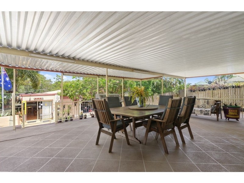 9 Westburn Court, Redland Bay QLD 4165