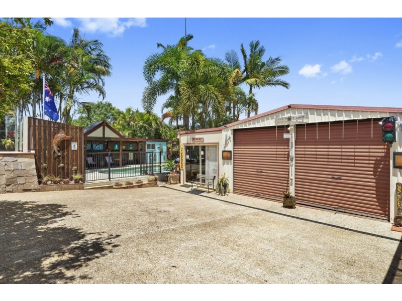 9 Westburn Court, Redland Bay QLD 4165