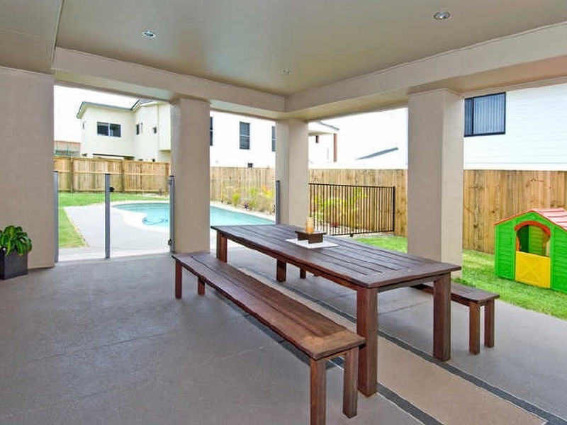 7 Seaspray Street, Thornlands QLD 4164