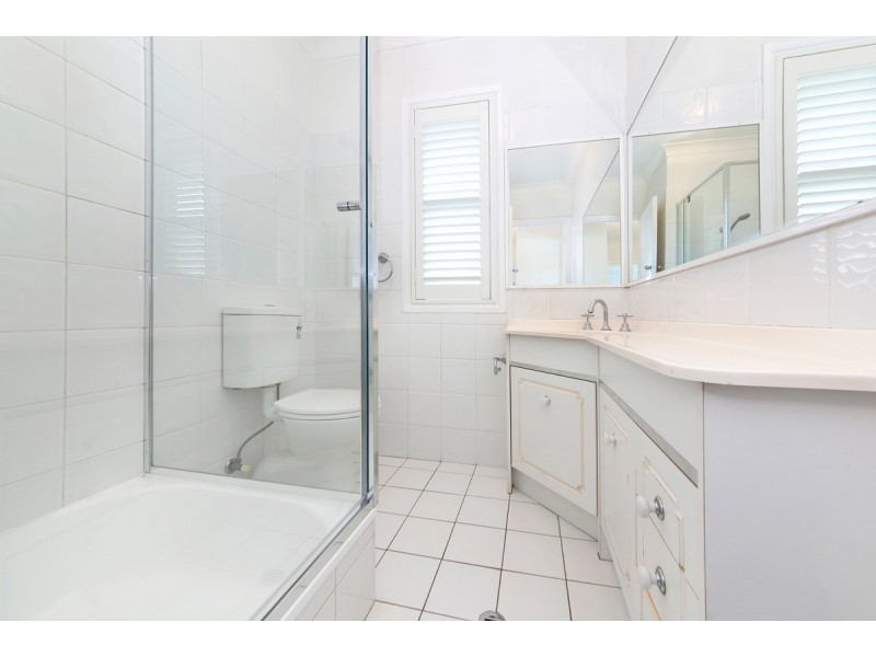 1191 Cavendish Road, Mount Gravatt East QLD 4122