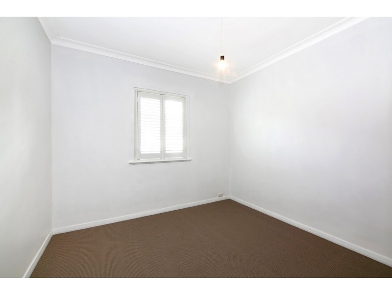 1191 Cavendish Road, Mount Gravatt East QLD 4122