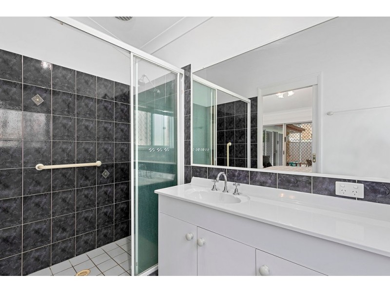 4 Kianga Court, Victoria Point QLD 4165