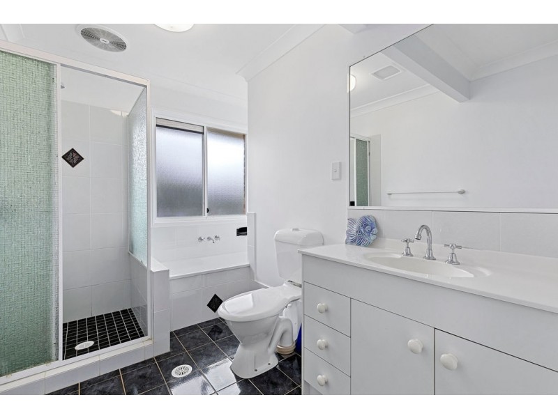 4 Kianga Court, Victoria Point QLD 4165