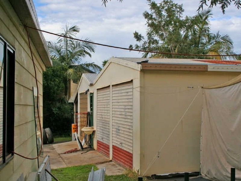 96 Collins Street, Redland Bay QLD 4165