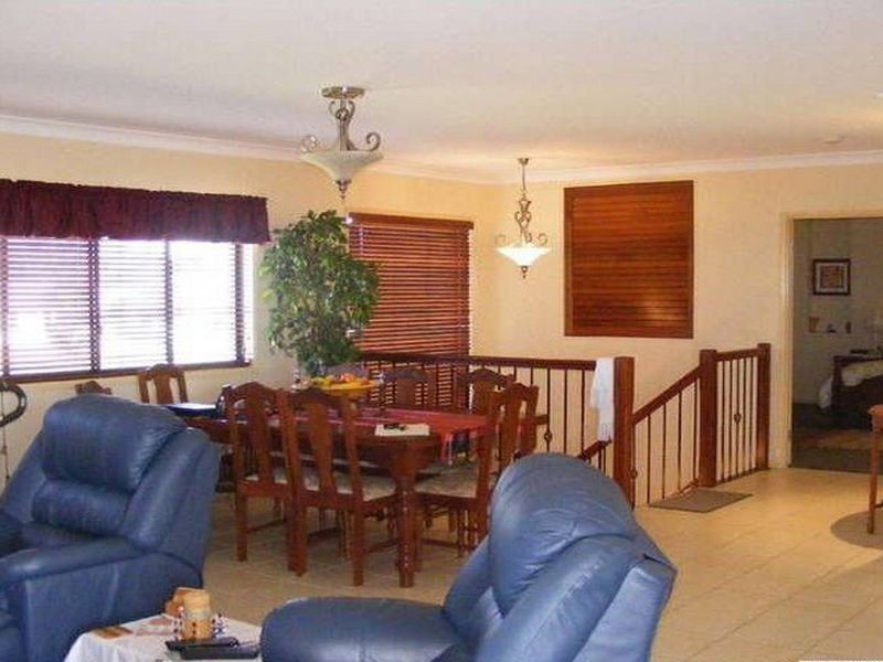 54 Spinnaker Circuit, Redland Bay QLD 4165