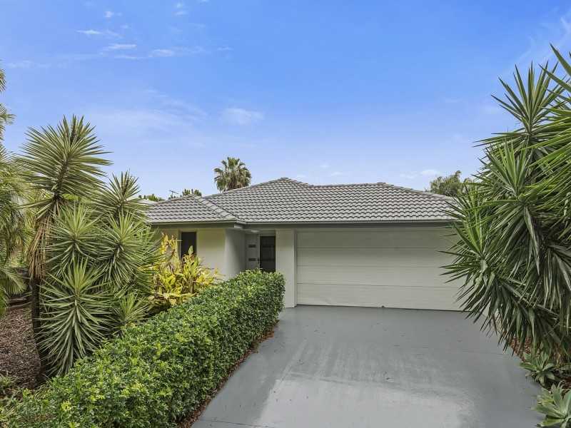 64 Starkey Street, Wellington Point QLD 4160