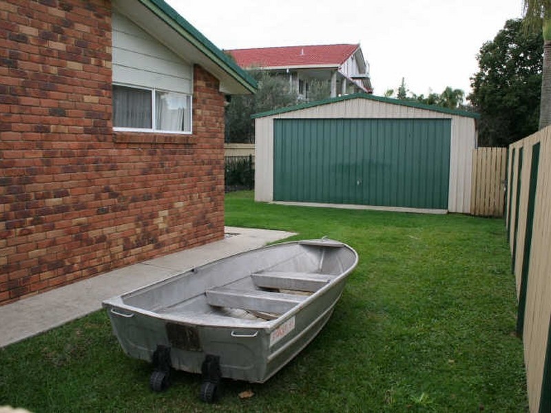 10 Anita Street, Redland Bay QLD 4165