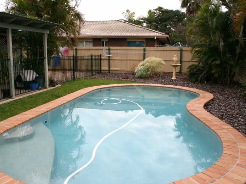 10 Anita Street, Redland Bay QLD 4165