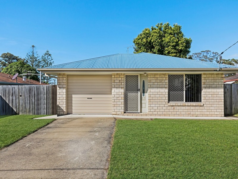 27 Rusbrook Street, Redland Bay QLD 4165