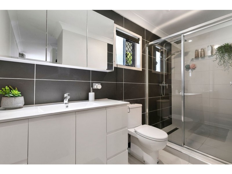 6 Sherrin Court, Cleveland QLD 4163