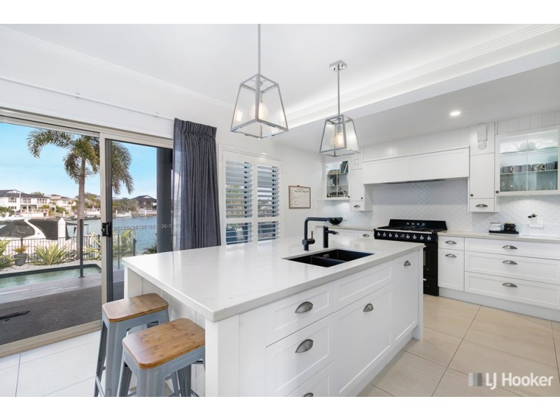 38 Caravel Court, Raby Bay QLD 4163