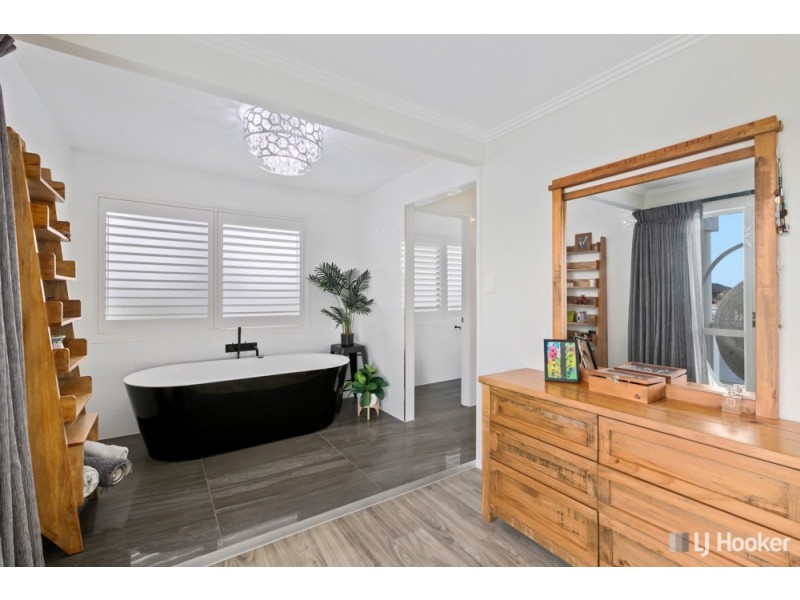 38 Caravel Court, Raby Bay QLD 4163