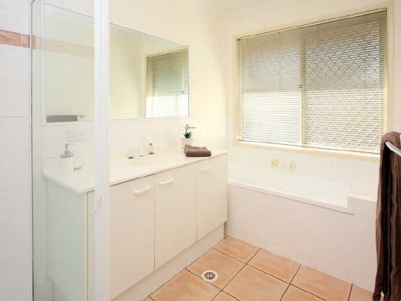 5 Fletcher Terrace, Ormiston QLD 4160