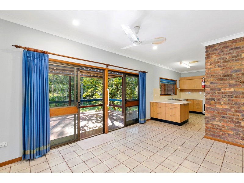 360-362 Victoria Parade South, Coochiemudlo Island QLD 4184