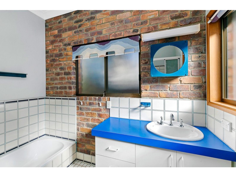 360-362 Victoria Parade South, Coochiemudlo Island QLD 4184