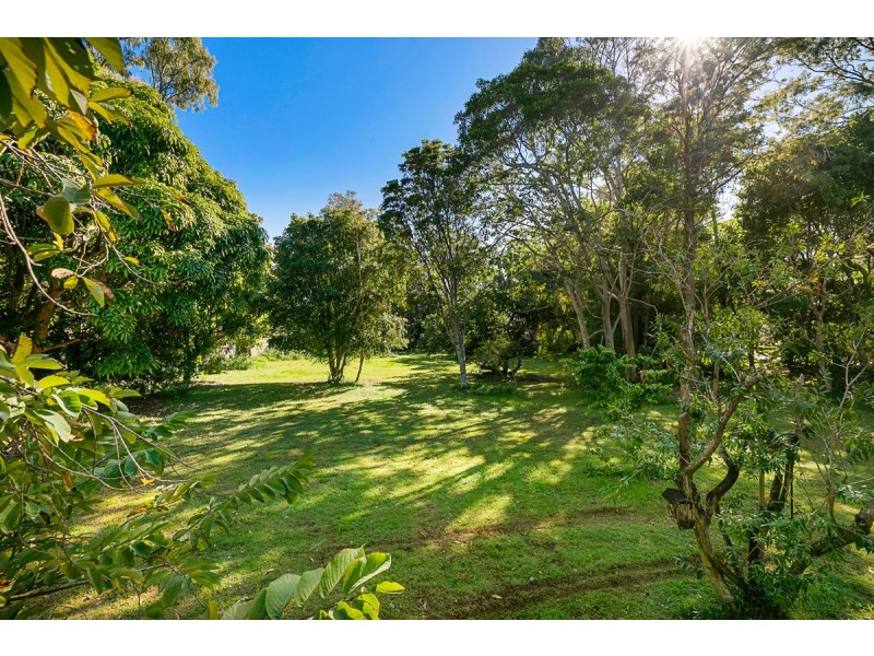 360-362 Victoria Parade South, Coochiemudlo Island QLD 4184