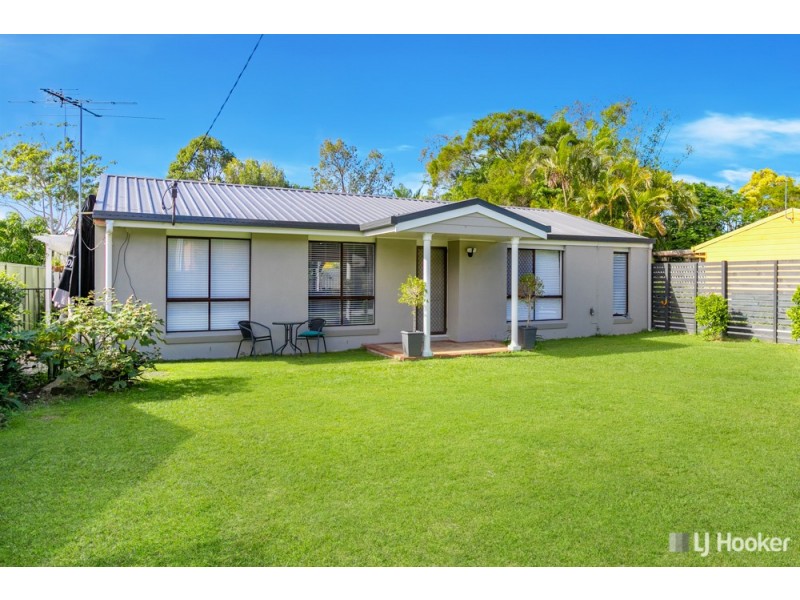 88 Main Street, Redland Bay QLD 4165