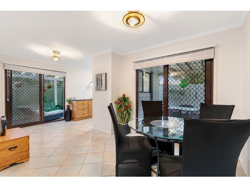 88 Main Street, Redland Bay QLD 4165