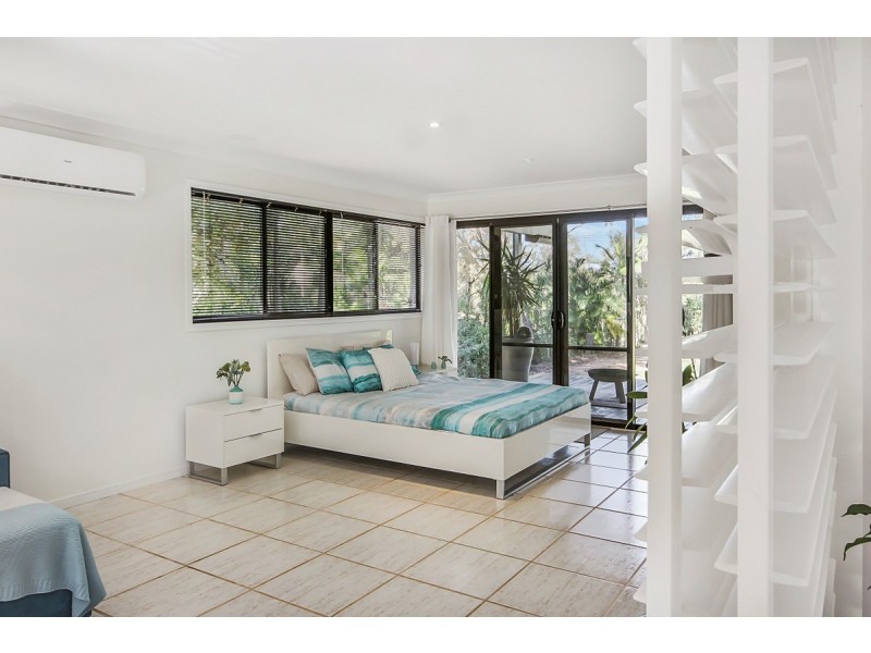 26 Treasure Island Avenue, Karragarra Island QLD 4184