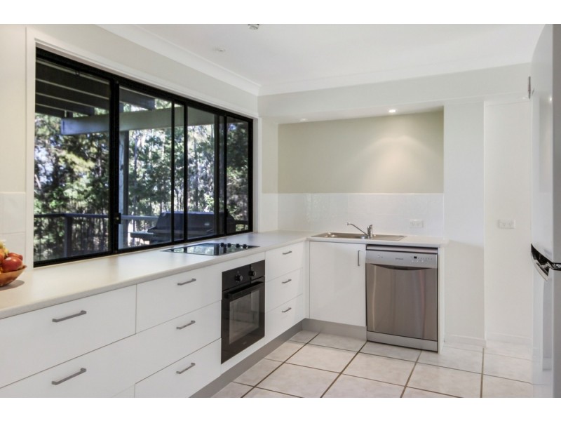 26 Treasure Island Avenue, Karragarra Island QLD 4184