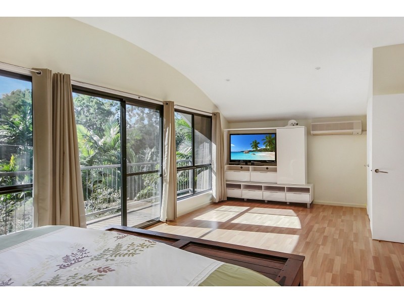26 Treasure Island Avenue, Karragarra Island QLD 4184