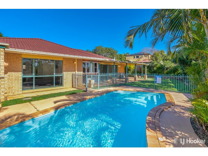 17 Burbank Road, Birkdale QLD 4159