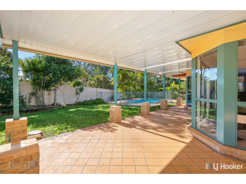 17 Burbank Road, Birkdale QLD 4159