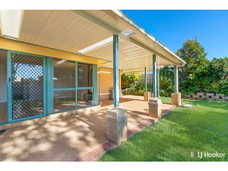 17 Burbank Road, Birkdale QLD 4159