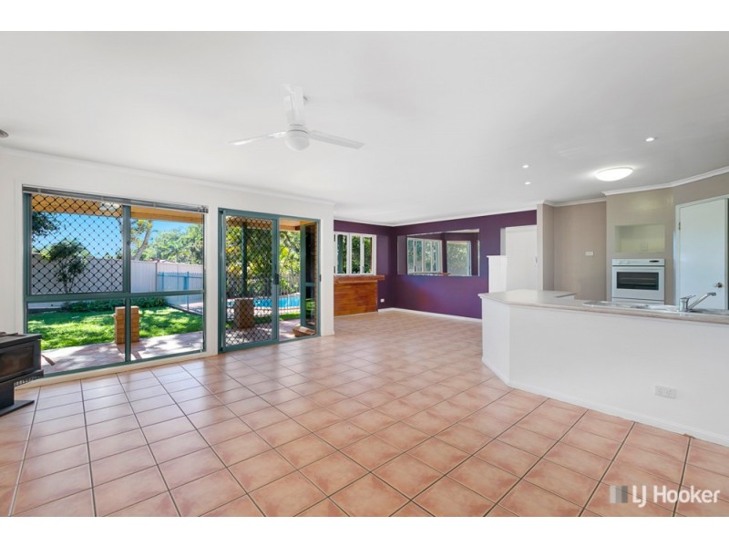 17 Burbank Road, Birkdale QLD 4159