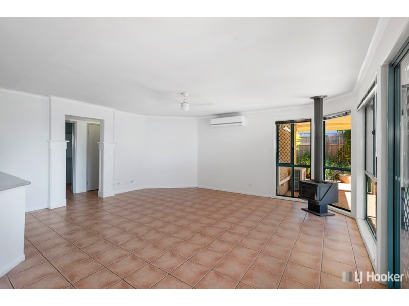 17 Burbank Road, Birkdale QLD 4159