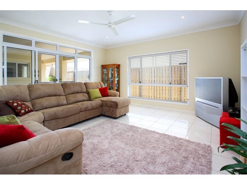 36 Carlingford Drive, Thornlands QLD 4164