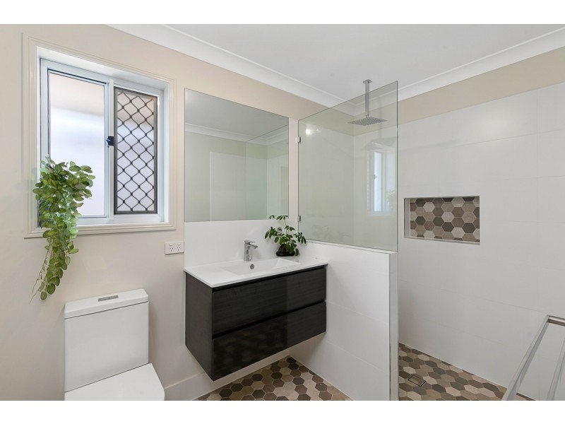 4 Beldale Court, Wellington Point QLD 4160