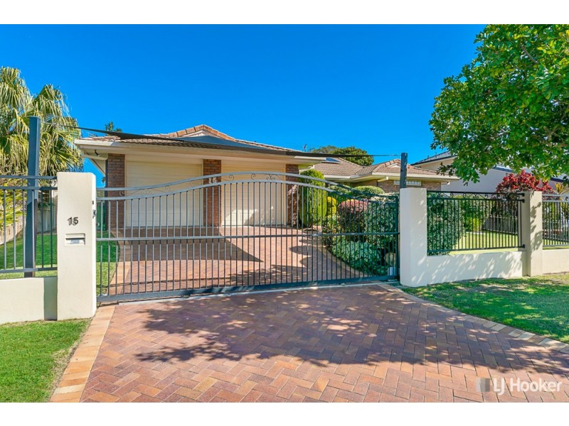 15 Zephyr Court, Birkdale QLD 4159