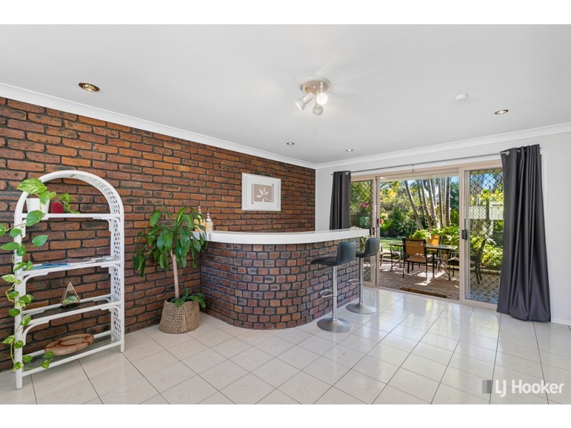 15 Zephyr Court, Birkdale QLD 4159