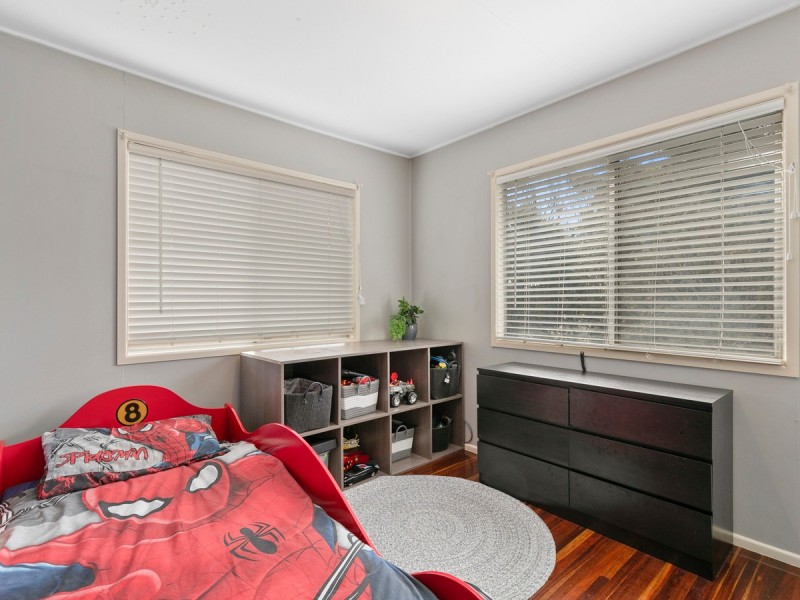 10 Euston Street, Wynnum West QLD 4178