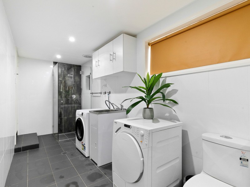 10 Euston Street, Wynnum West QLD 4178