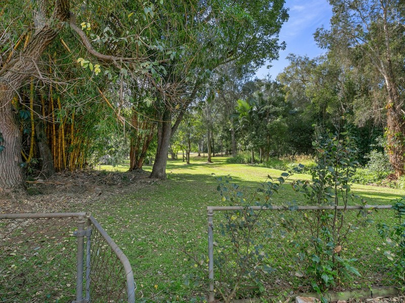 10 Euston Street, Wynnum West QLD 4178